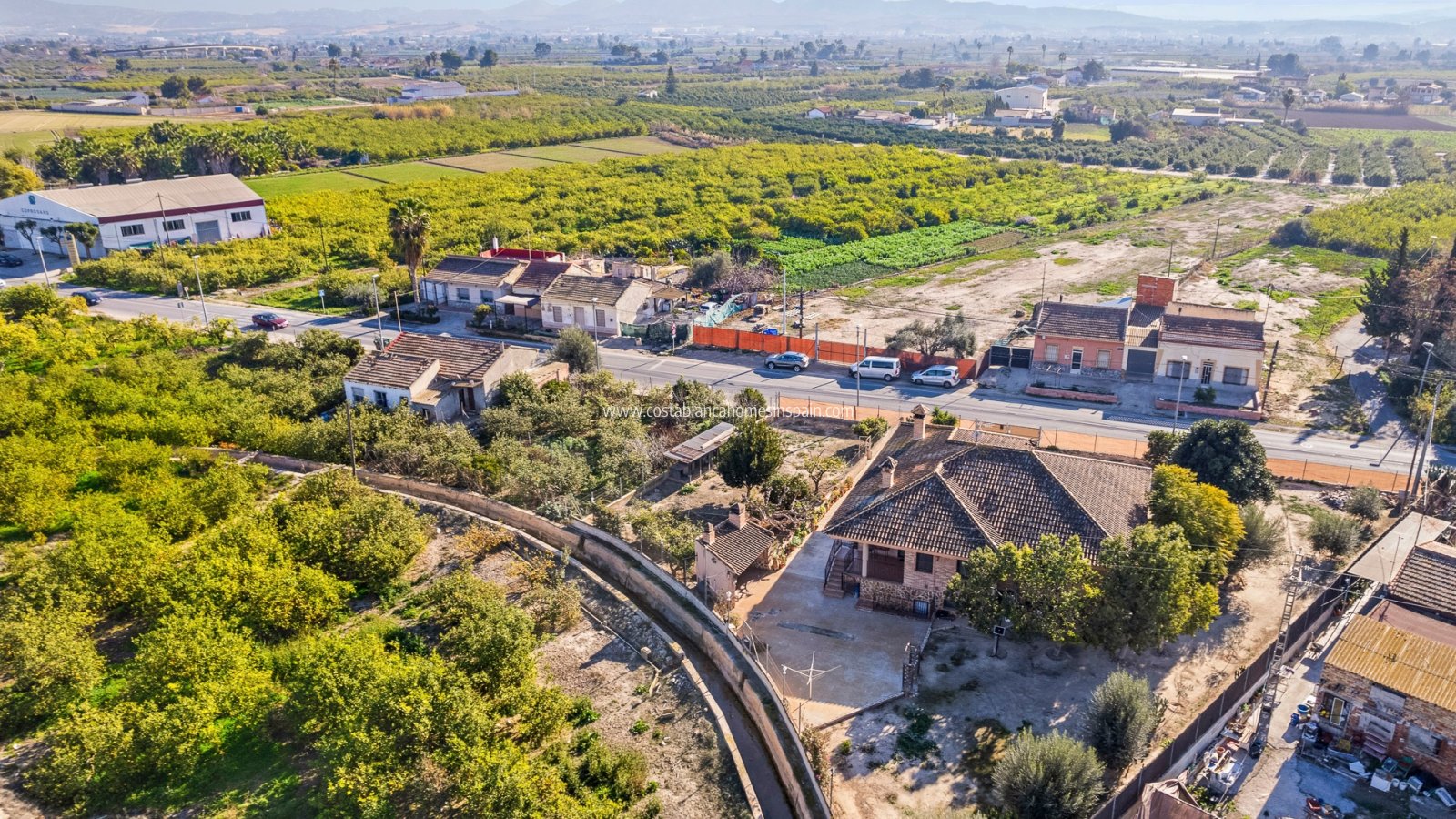 Re-salg - Finca - Beniel - Carretera de Beniel