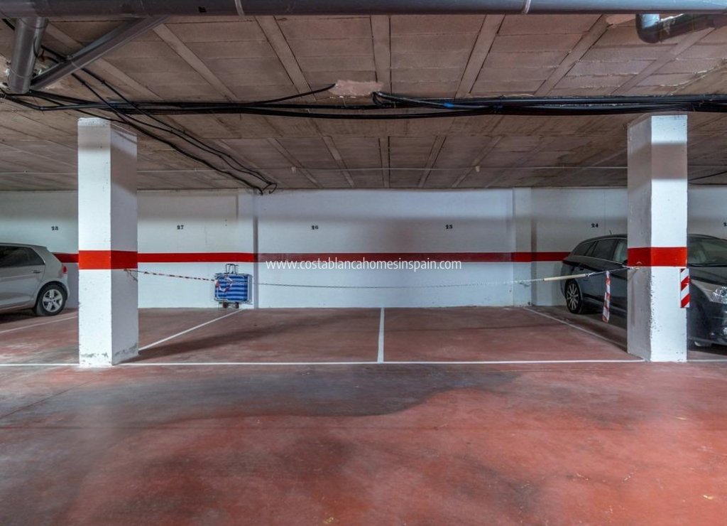 Re-salg - Garage - Orihuela Costa - Campoamor