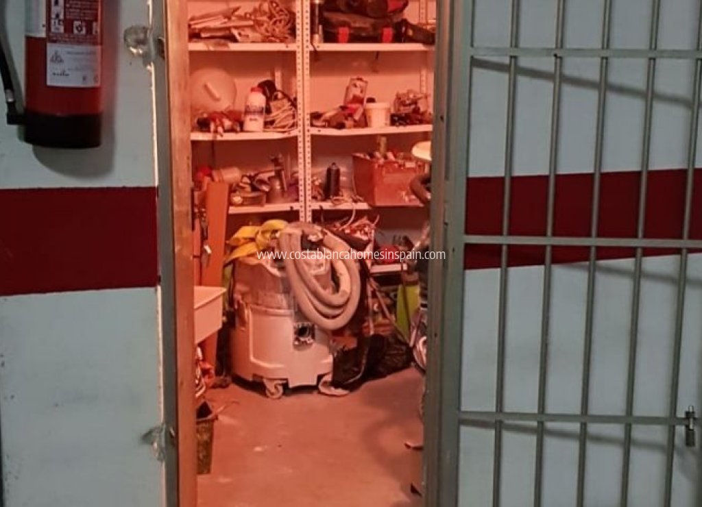 Re-salg - Garage - Torrevieja