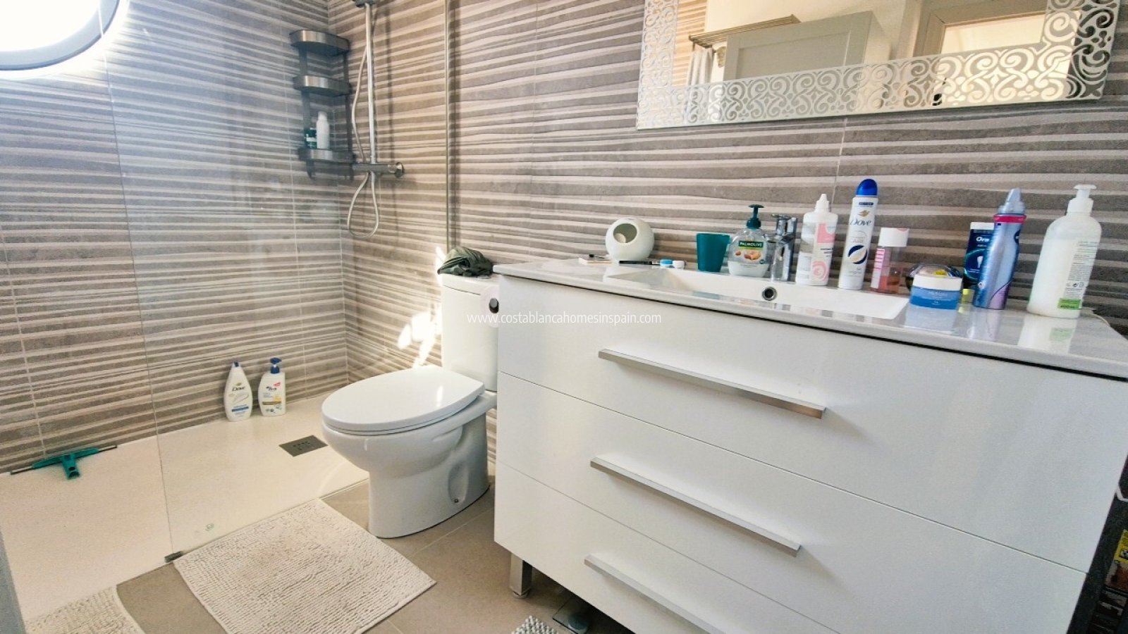 Re-salg - Semi - Detached Villa - Villamartin - Costa Blanca