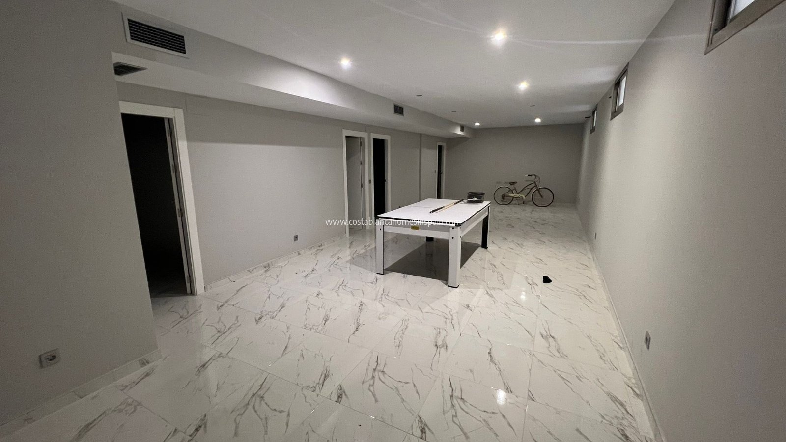 Re-salg -  - Villamartin