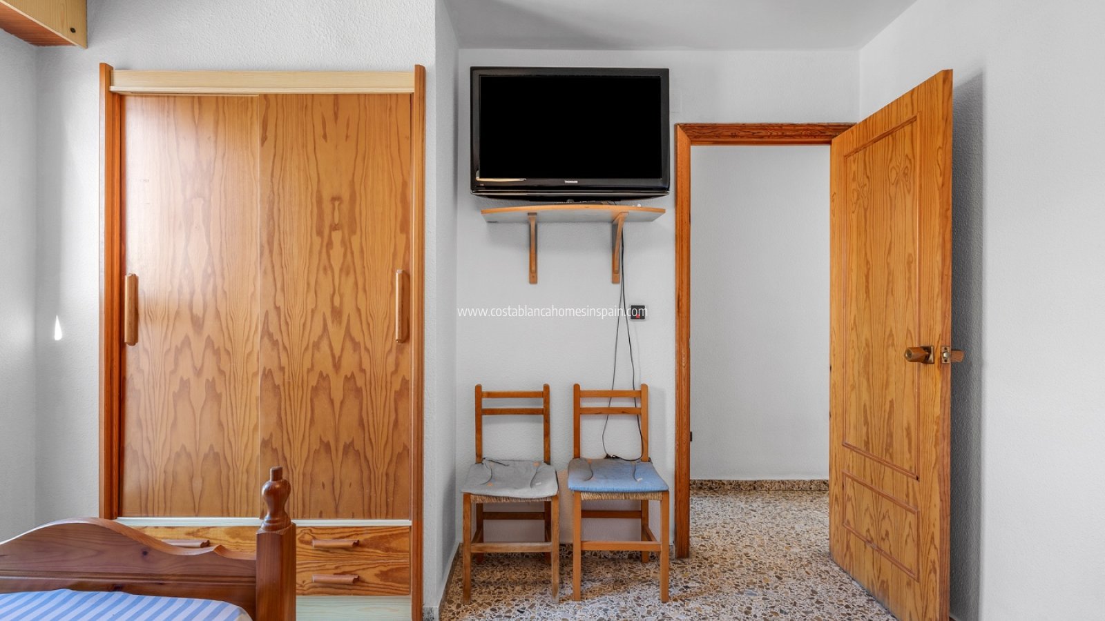 Resale - Apartment - Arenales del sol - Segunda linea playa