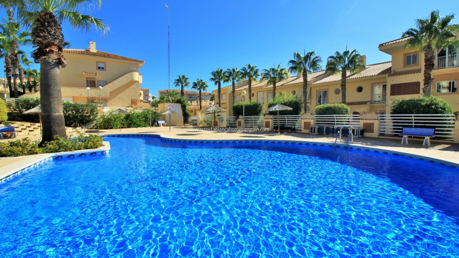 Resale - Apartment - Cabo Roig