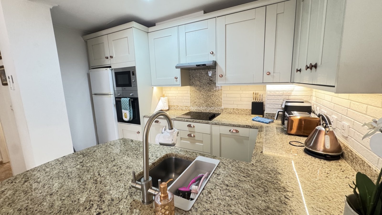 Resale - Apartment - Cabo Roig