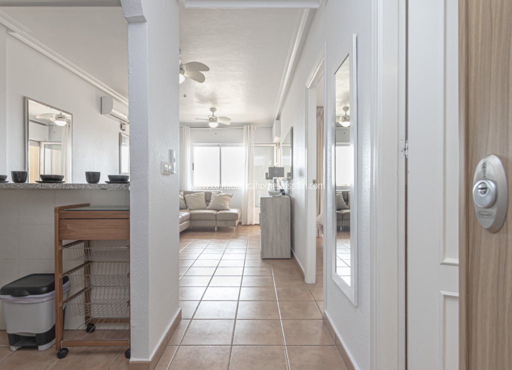 Resale - Apartment - Cabo Roig