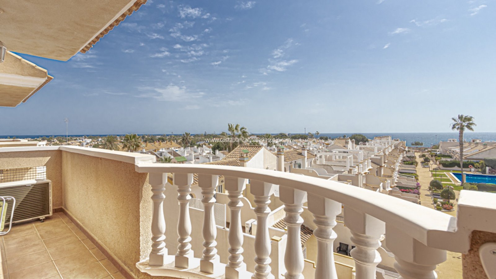 Resale - Apartment - Cabo Roig