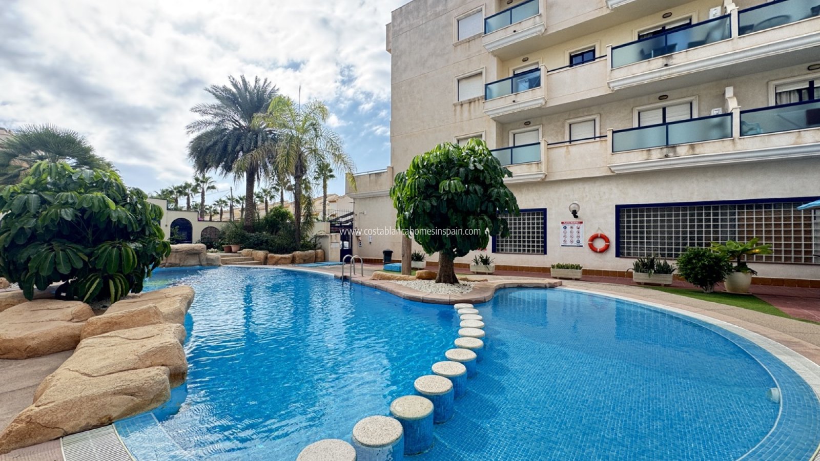 Resale - Apartment - Cabo Roig