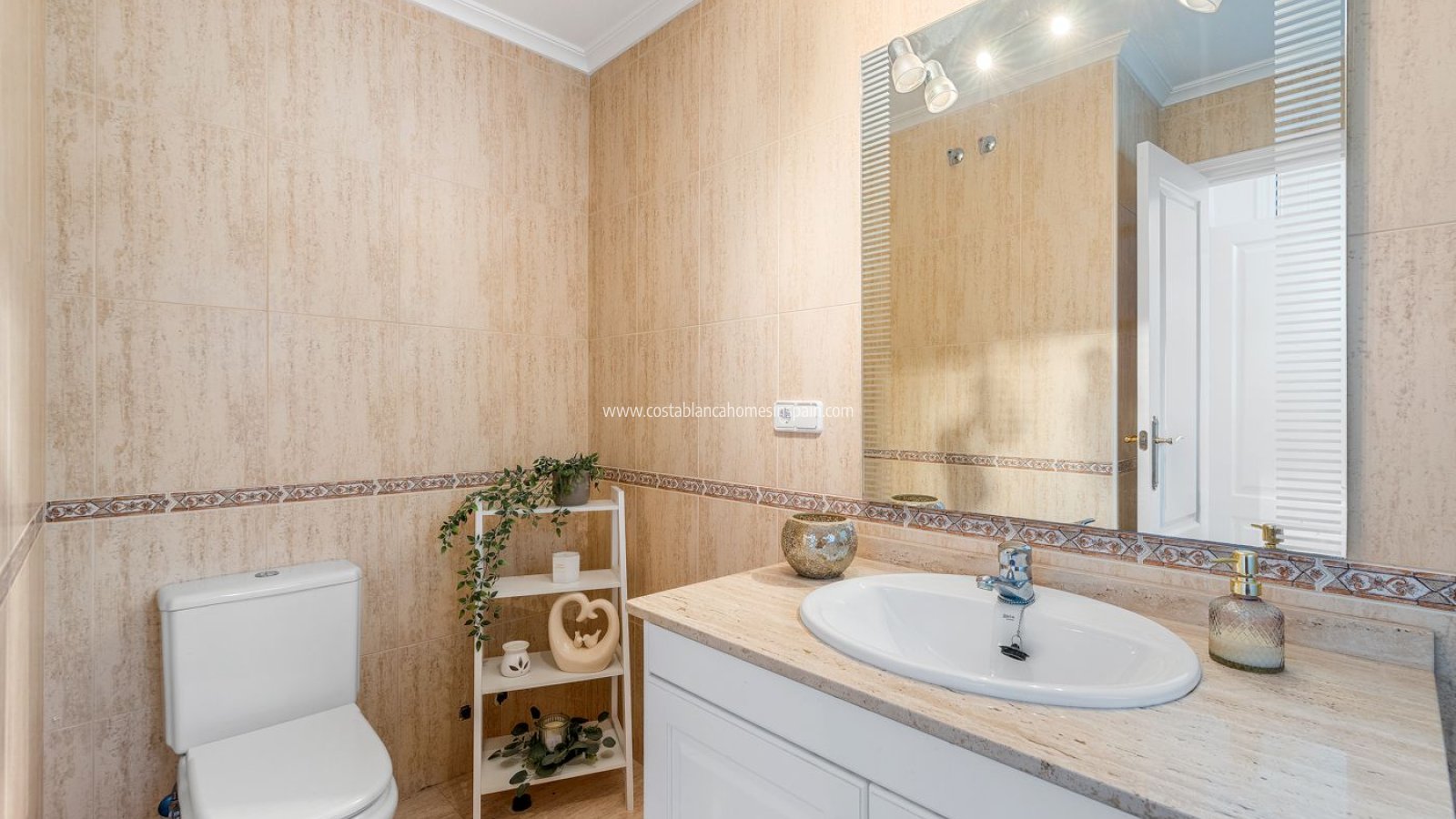 Resale - Apartment - Campoamor