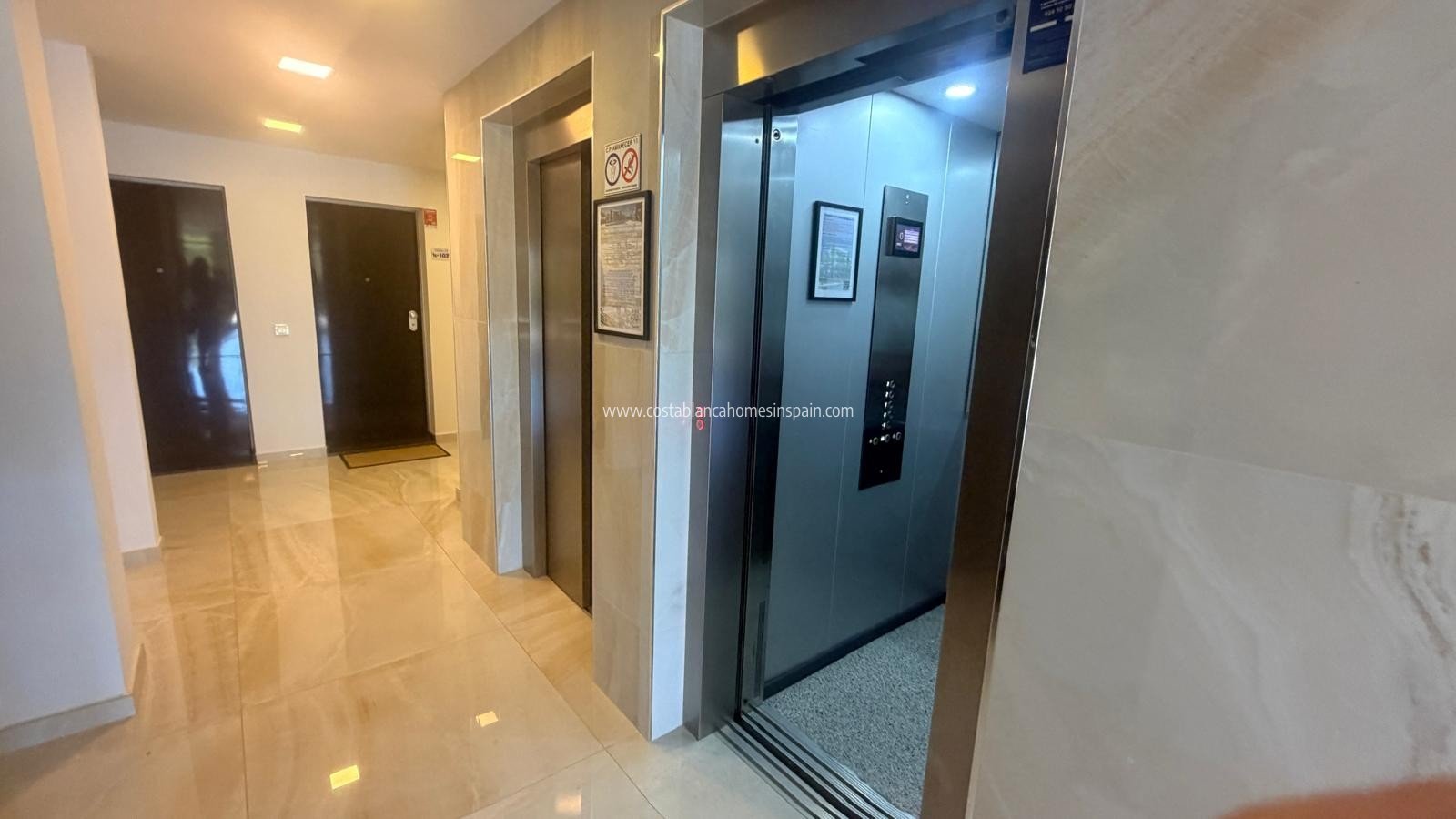 Resale - Apartment - Los Altos - Torrevieja