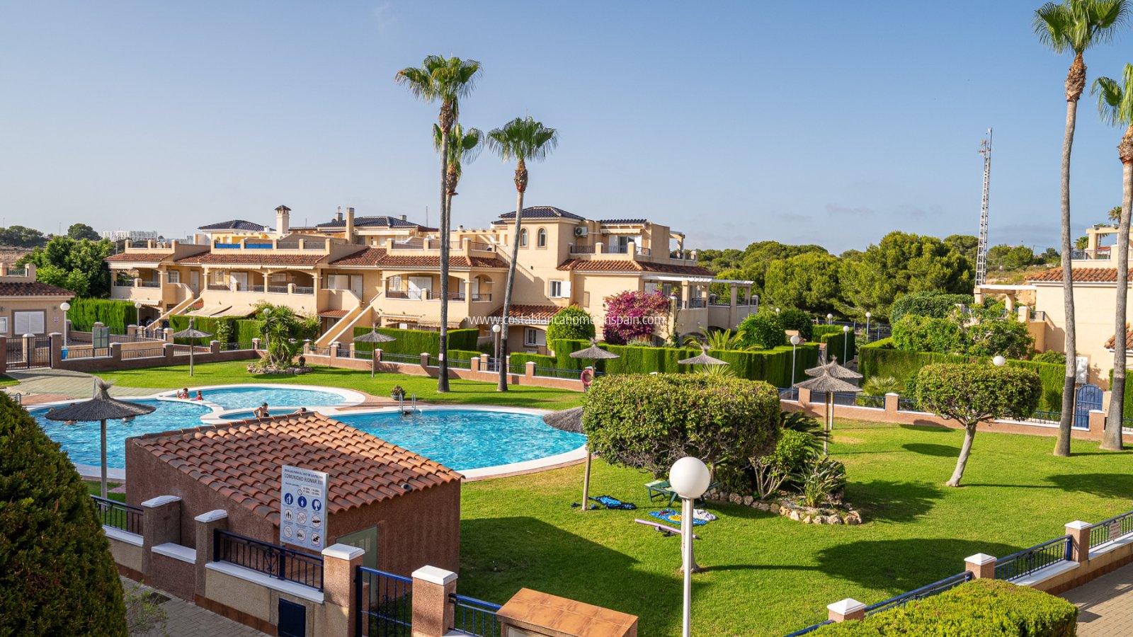 Resale - Apartment - Mil Palmeras - Riomar