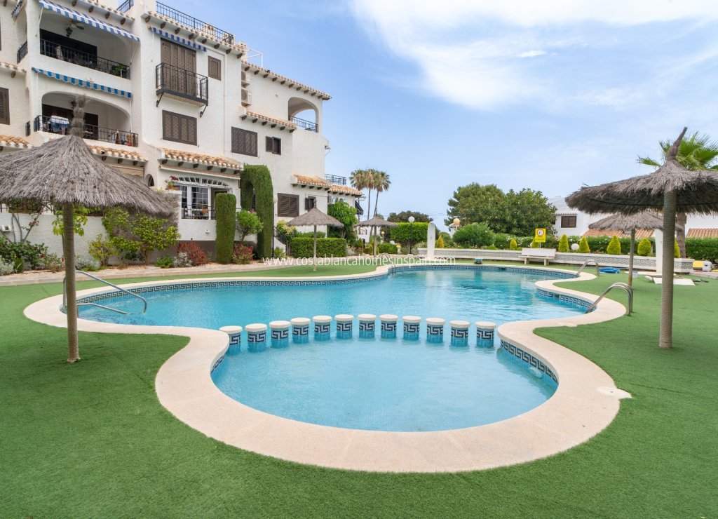 Resale - Apartment - Orihuela Costa - Cabo Roig