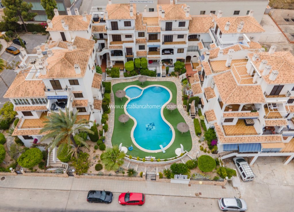 Resale - Apartment - Orihuela Costa - Cabo Roig
