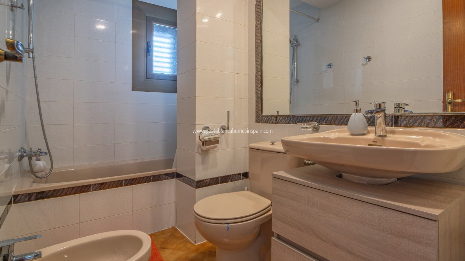 Resale - Apartment - Orihuela Costa - Cabo Roig