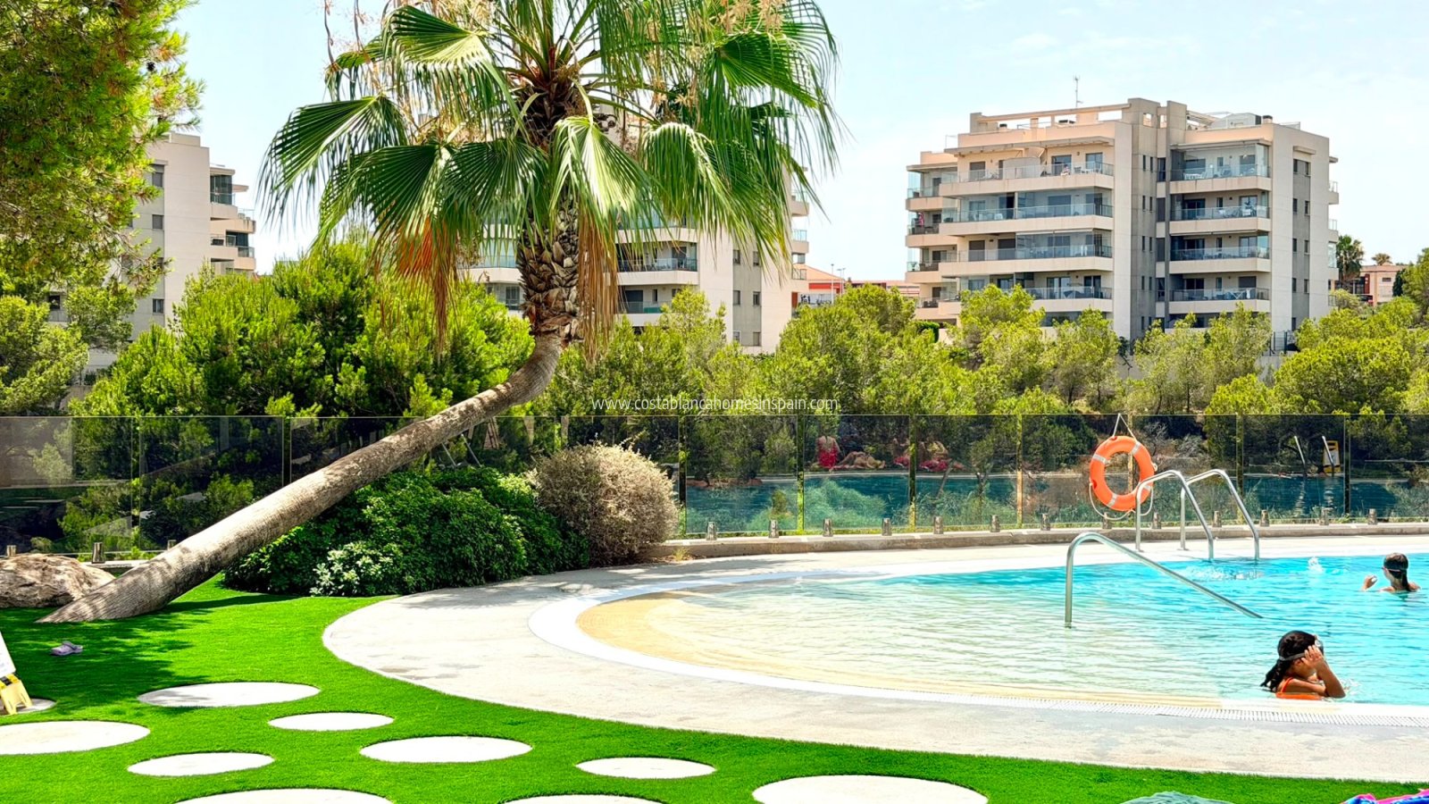 Resale - Apartment - Orihuela Costa - La Zenia