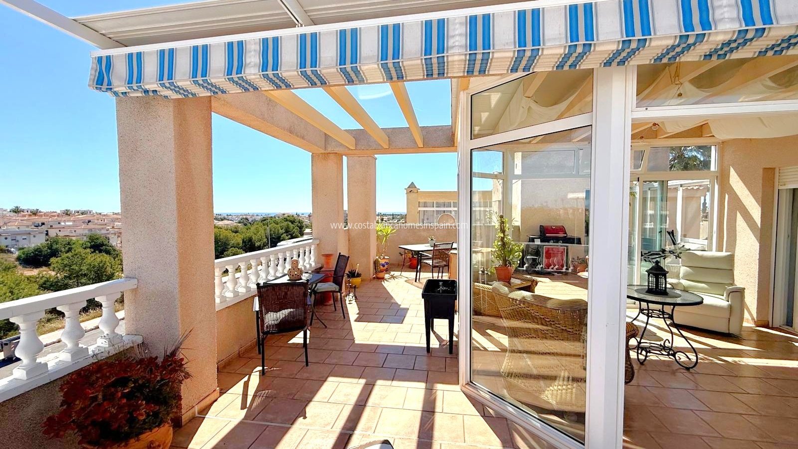 Resale - Apartment - Orihuela Costa - Playa Flamenca