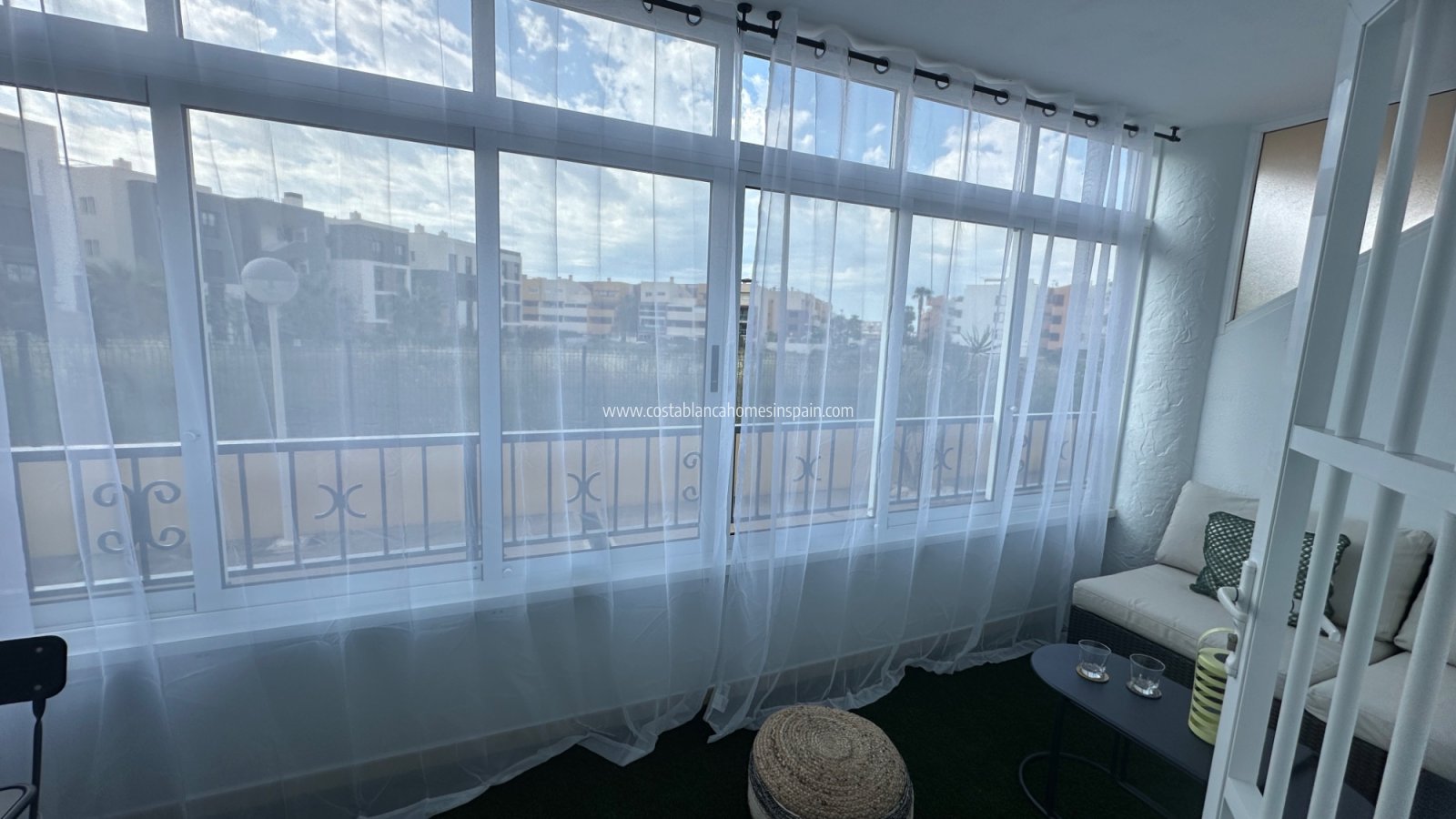 Resale - Apartment - Orihuela Costa - Playa Flamenca