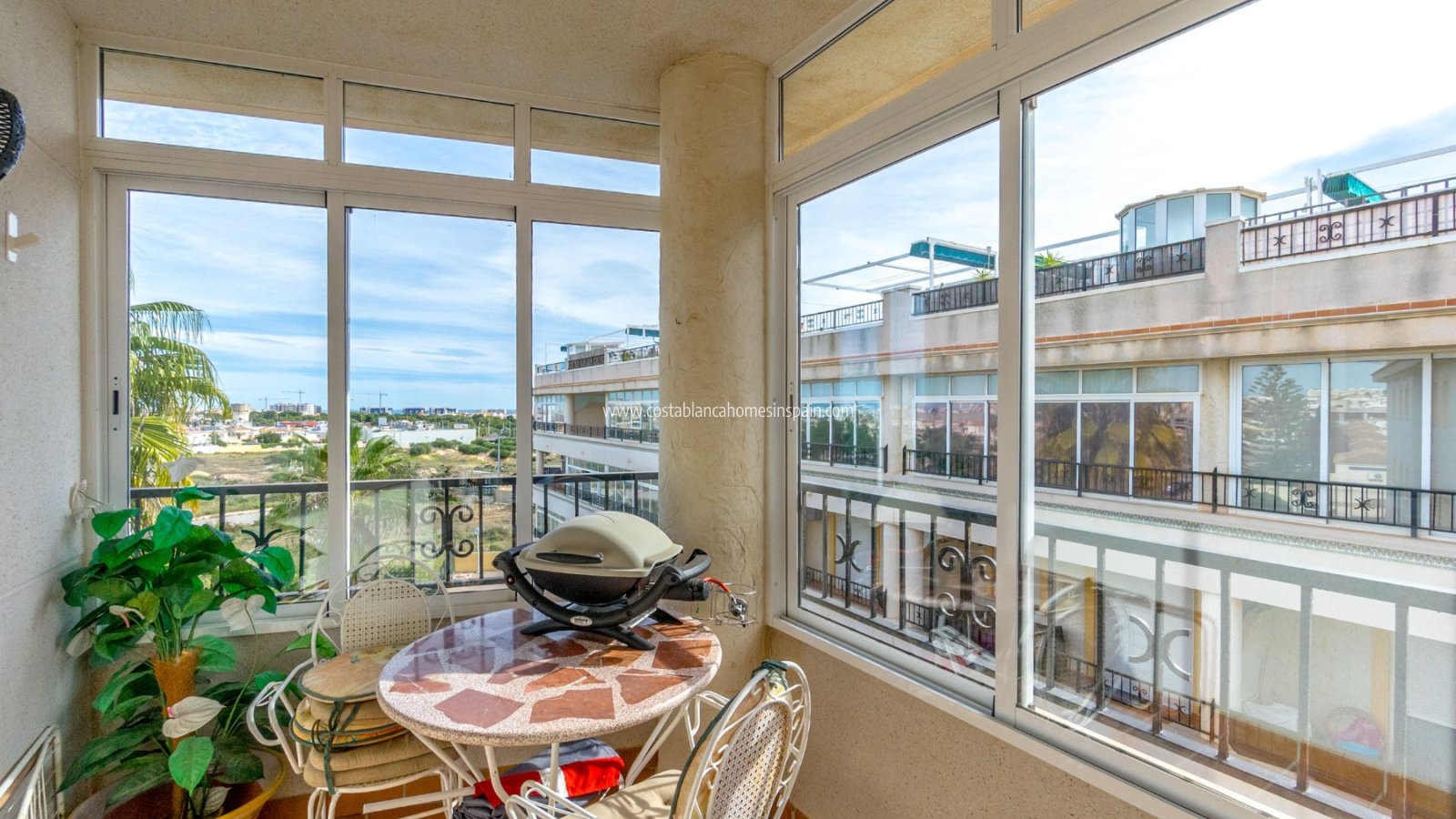 Resale - Apartment - Orihuela Costa - Playa Flamenca