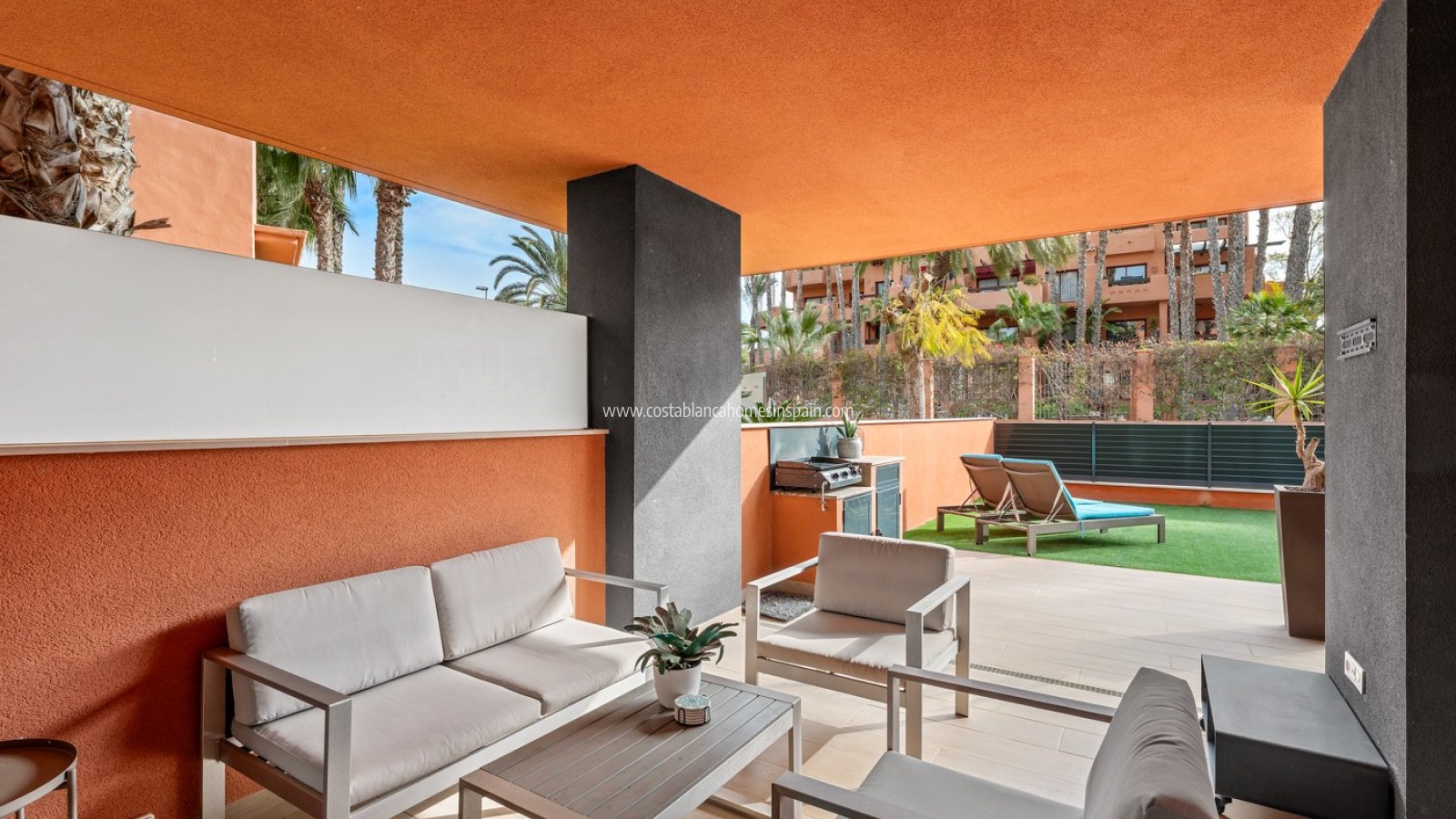 Resale - Apartment - Orihuela Costa - Villamartín
