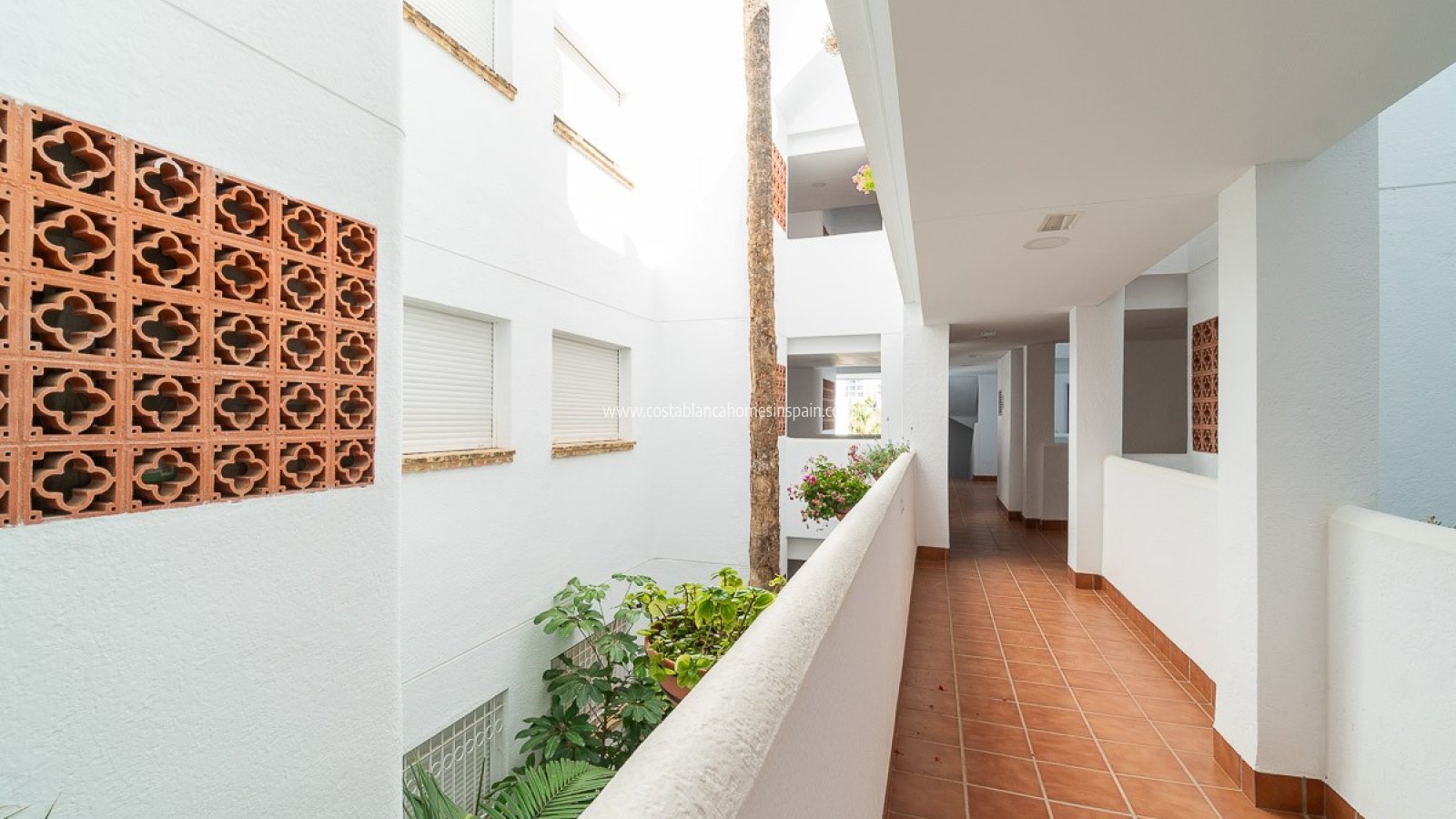 Resale - Apartment - Orihuela Costa - Villamartin