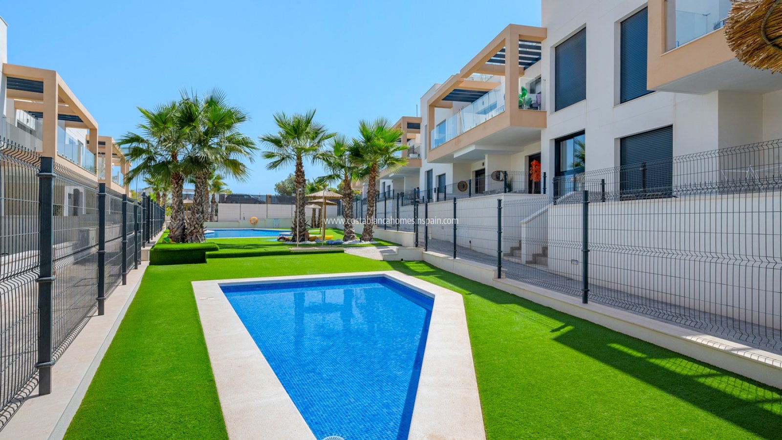 Resale - Apartment - Orihuela Costa - Villamartin