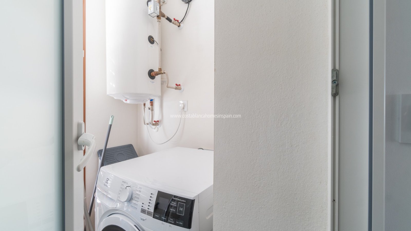 Resale - Apartment - Orihuela Costa - Villamartin