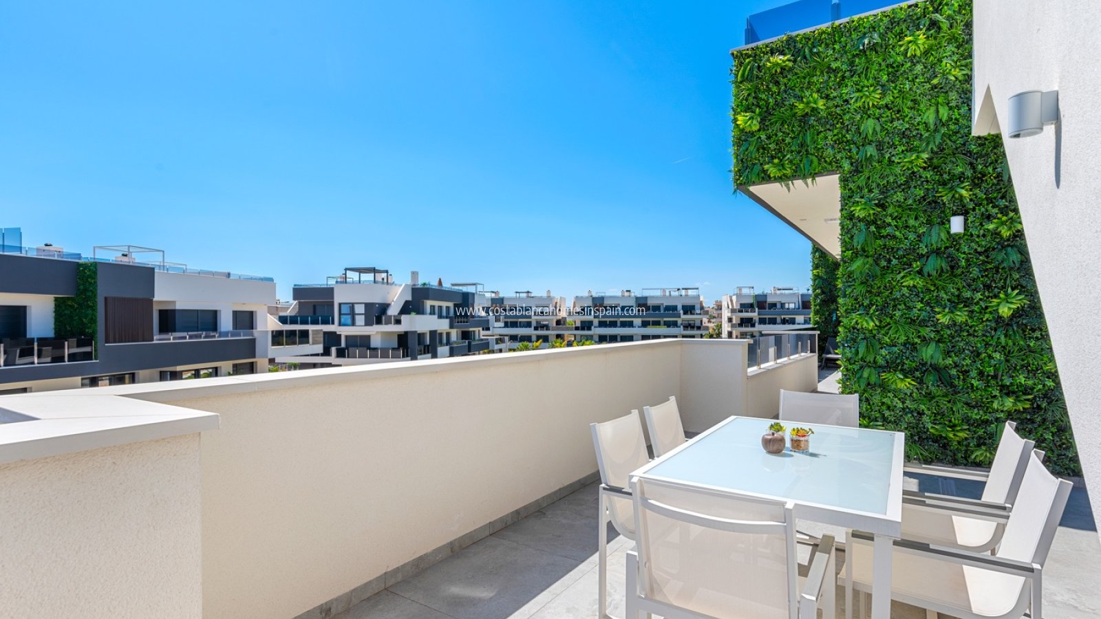 Resale - Apartment - Playa Flamenca - Costa Blanca