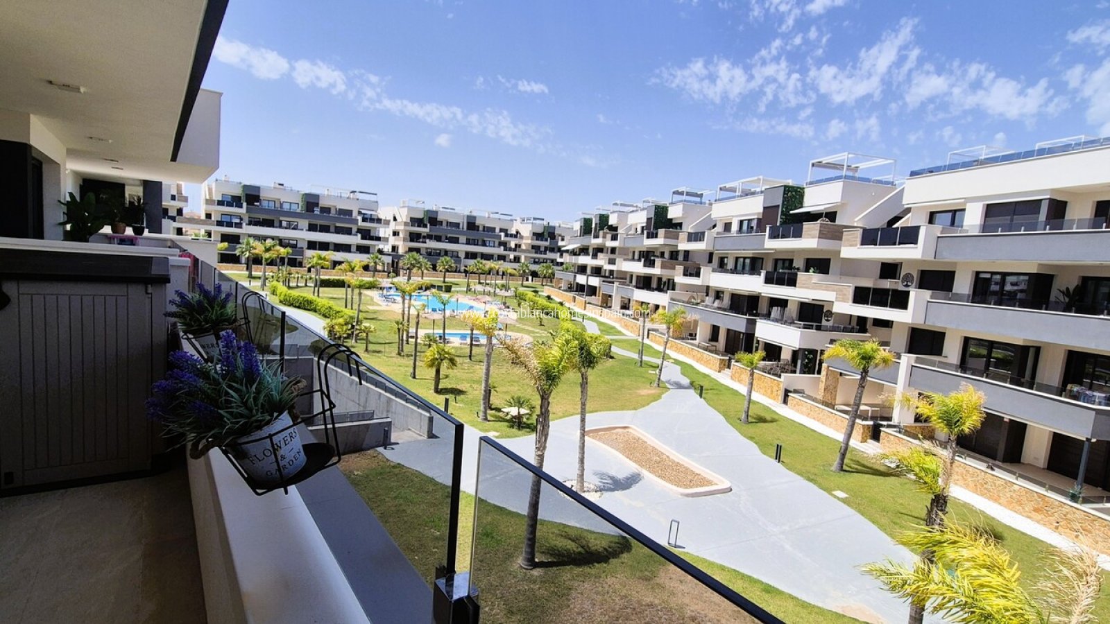 Resale - Apartment - Playa Flamenca - Costa Blanca