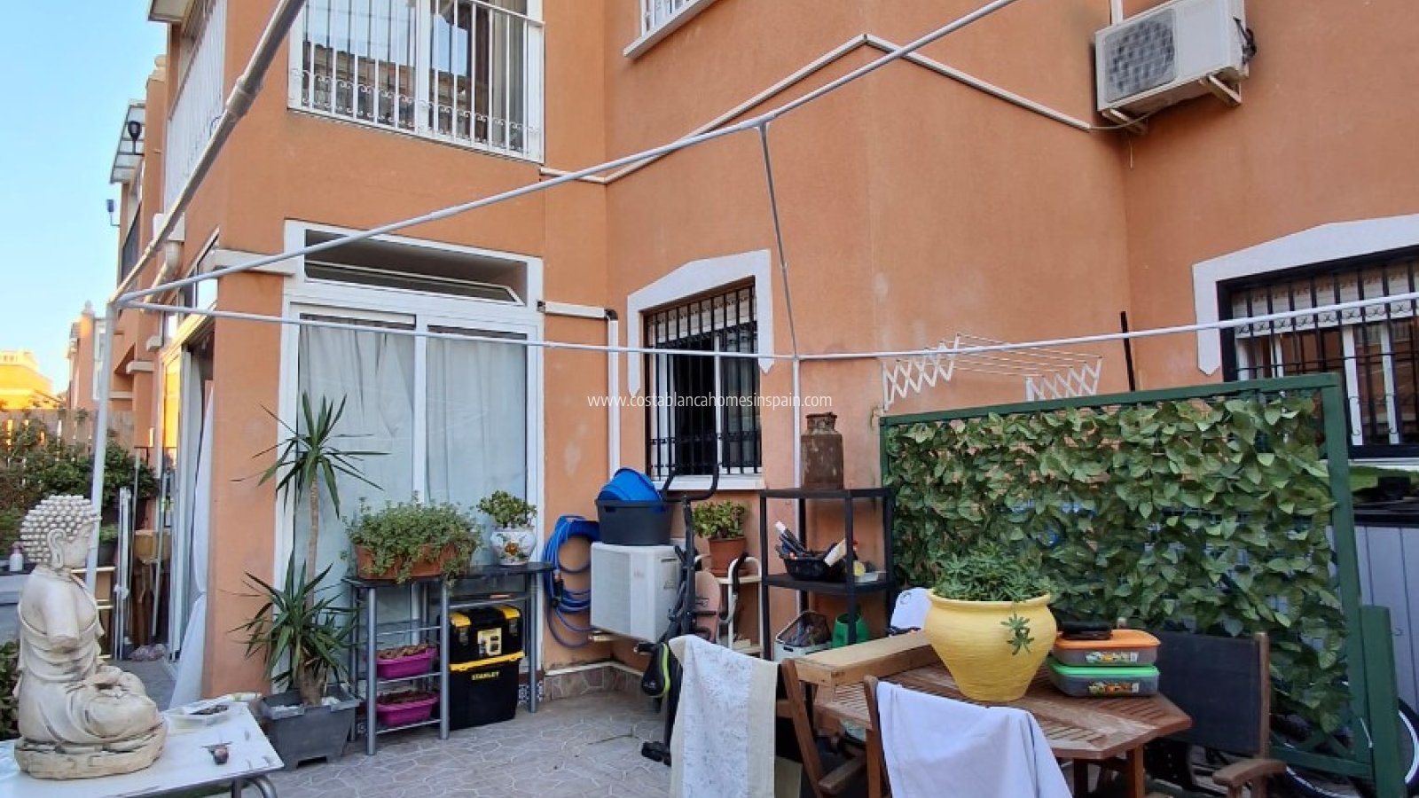 Resale - Apartment - Playa Flamenca - Costa Blanca