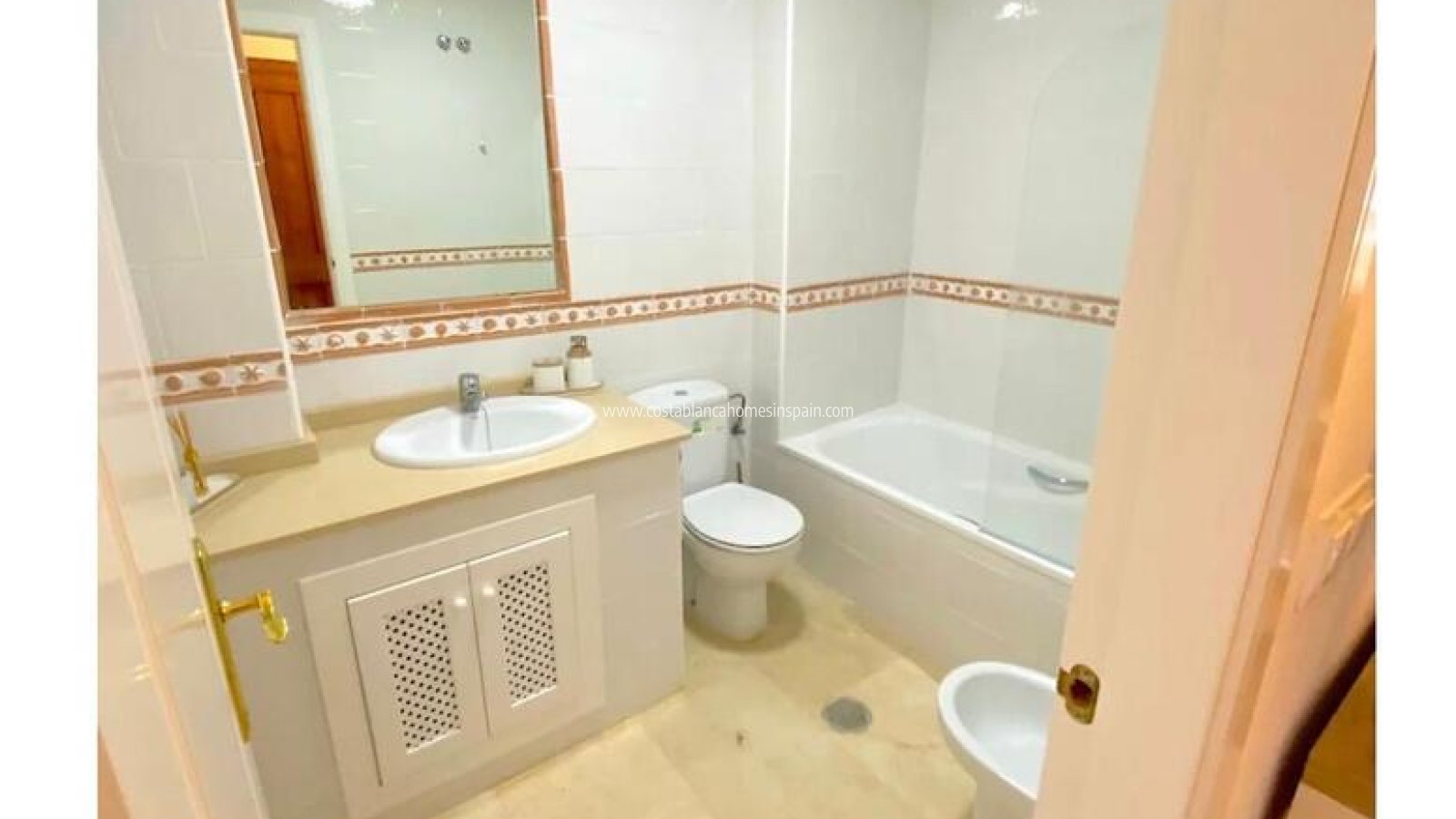 Resale - Apartment - Playa Flamenca - Orihuela Costa