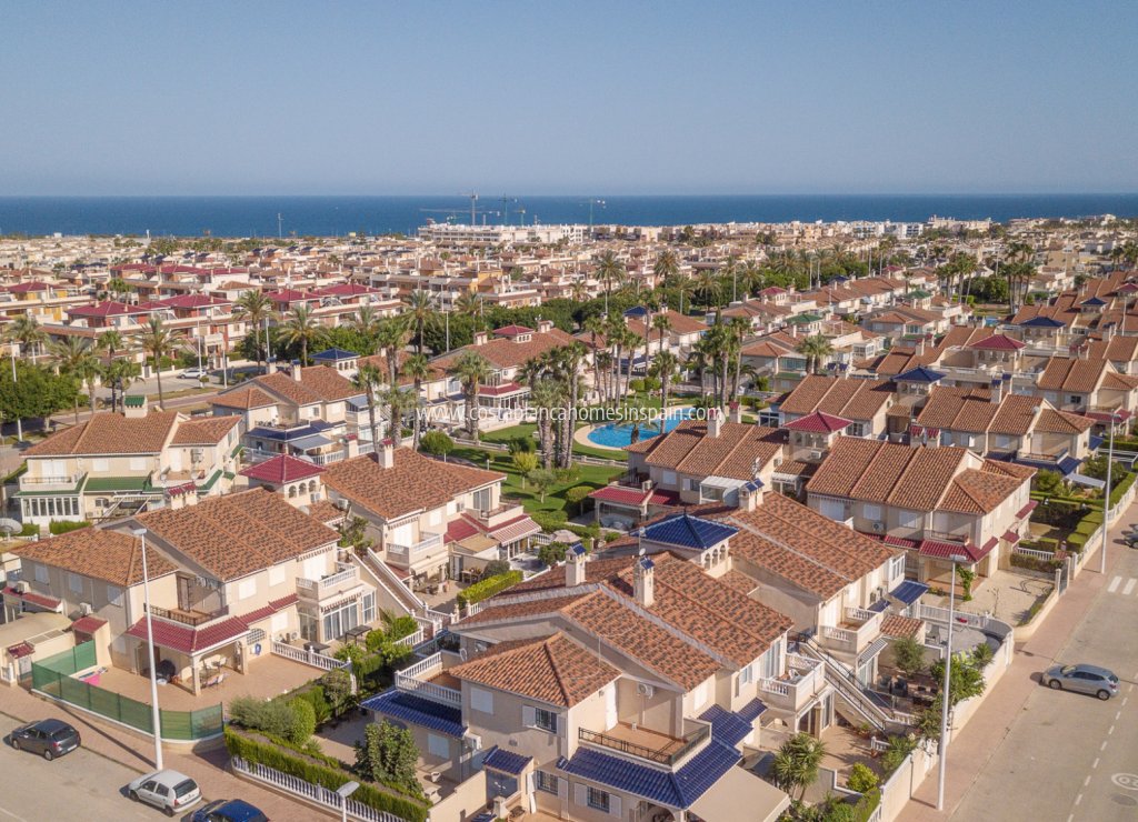 Resale - Apartment - Playa Flamenca - Zenia Mar