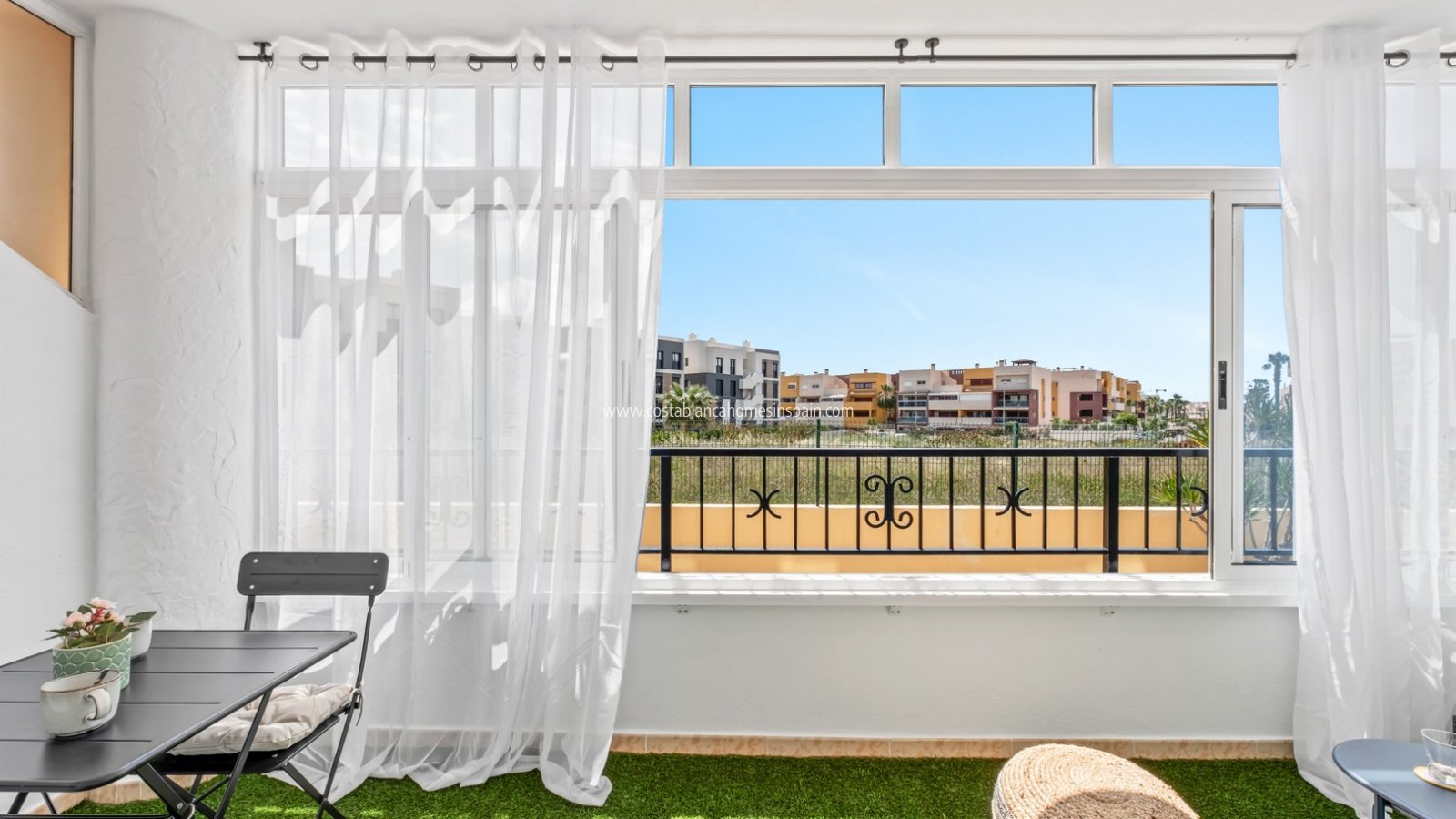 Resale - Apartment - Playa Flamenca