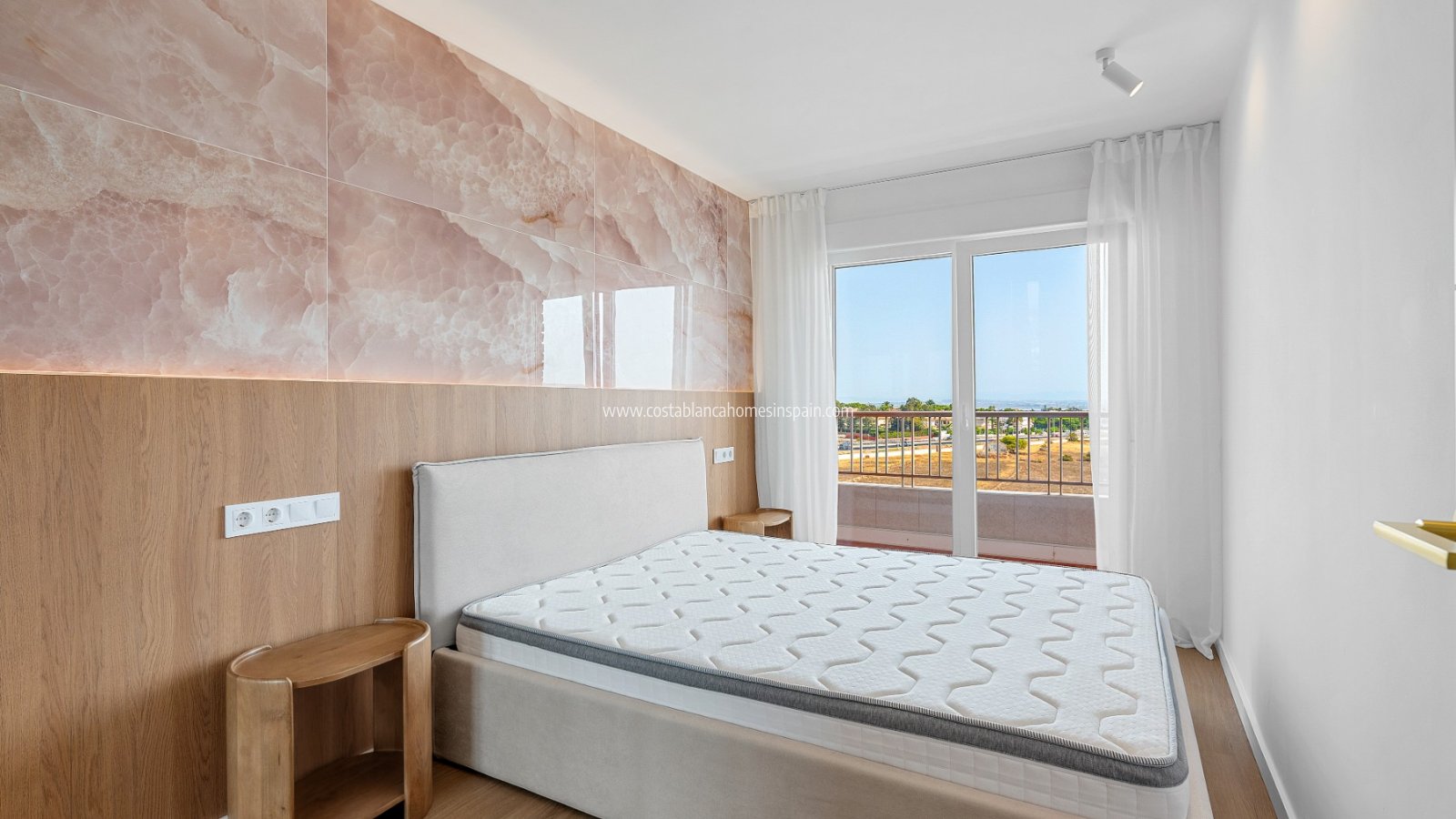 Resale - Apartment - Punta Prima