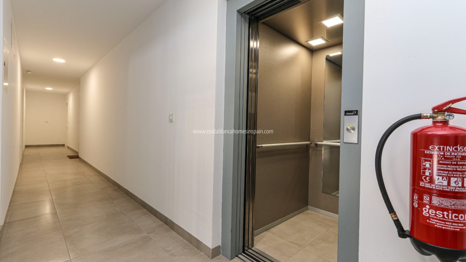Resale - Apartment - San Miguel de Salinas