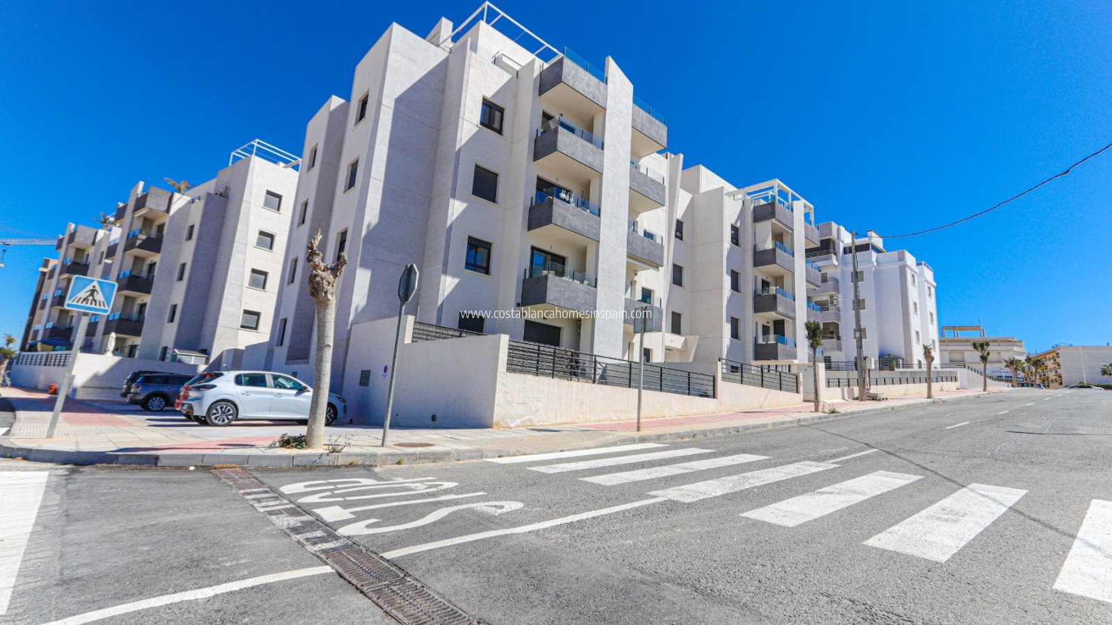 Resale - Apartment - San Miguel de Salinas