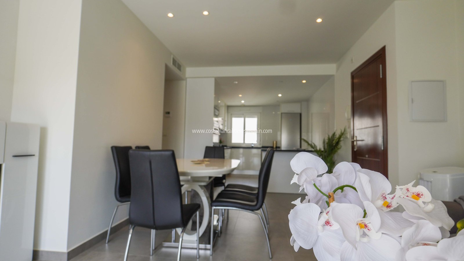 Resale - Apartment - Torrevieja - Aguas Nuevas