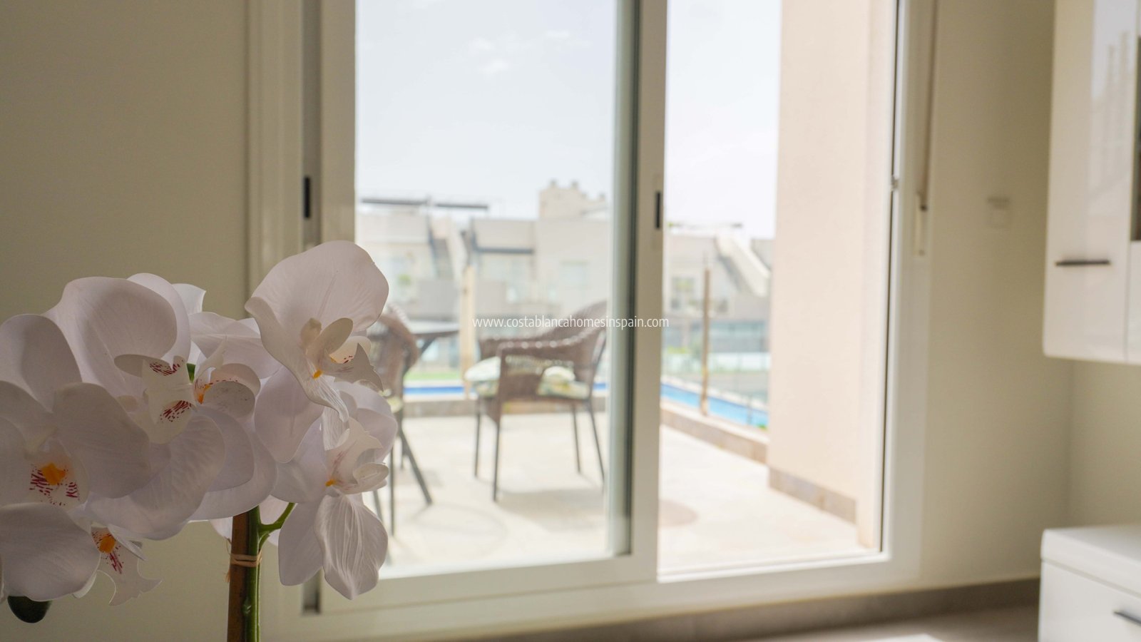 Resale - Apartment - Torrevieja - Aguas Nuevas