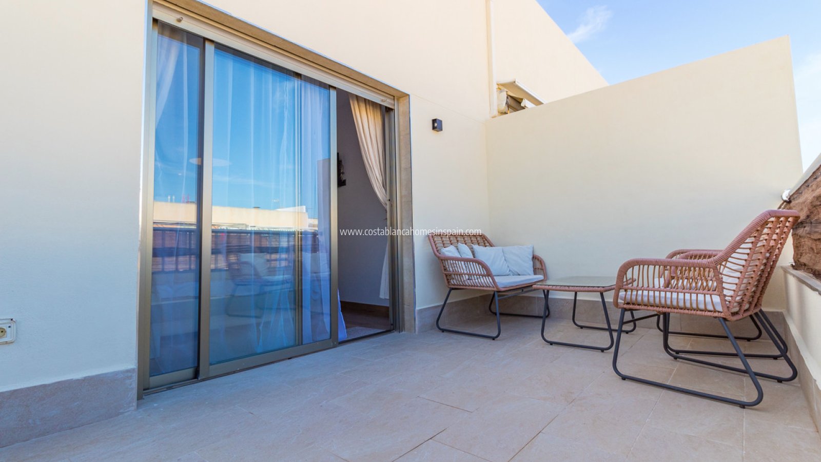Resale - Apartment - Torrevieja - Beach