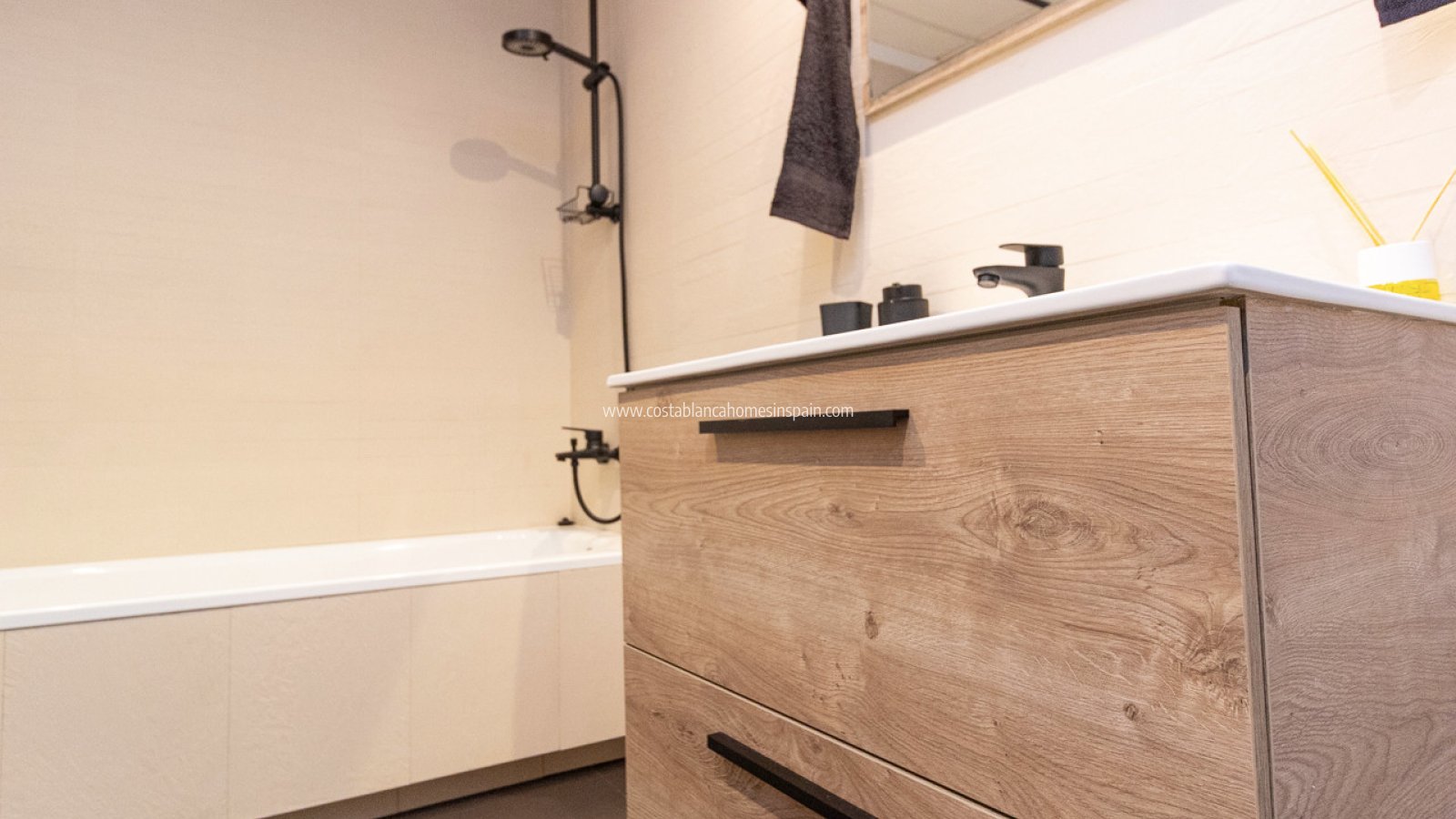 Resale - Apartment - Torrevieja - Beach