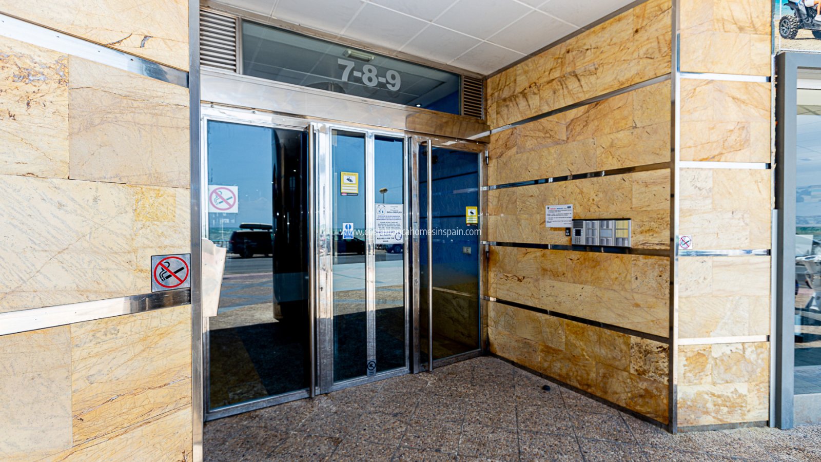 Resale - Apartment - Torrevieja - Beach