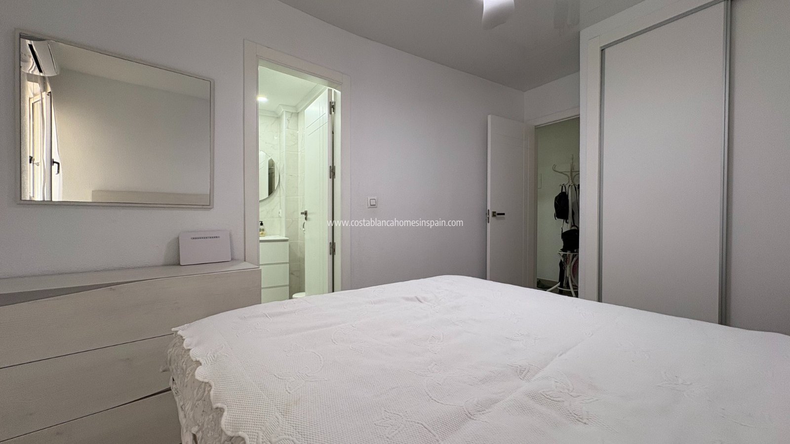 Resale - Apartment - Torrevieja - Centro