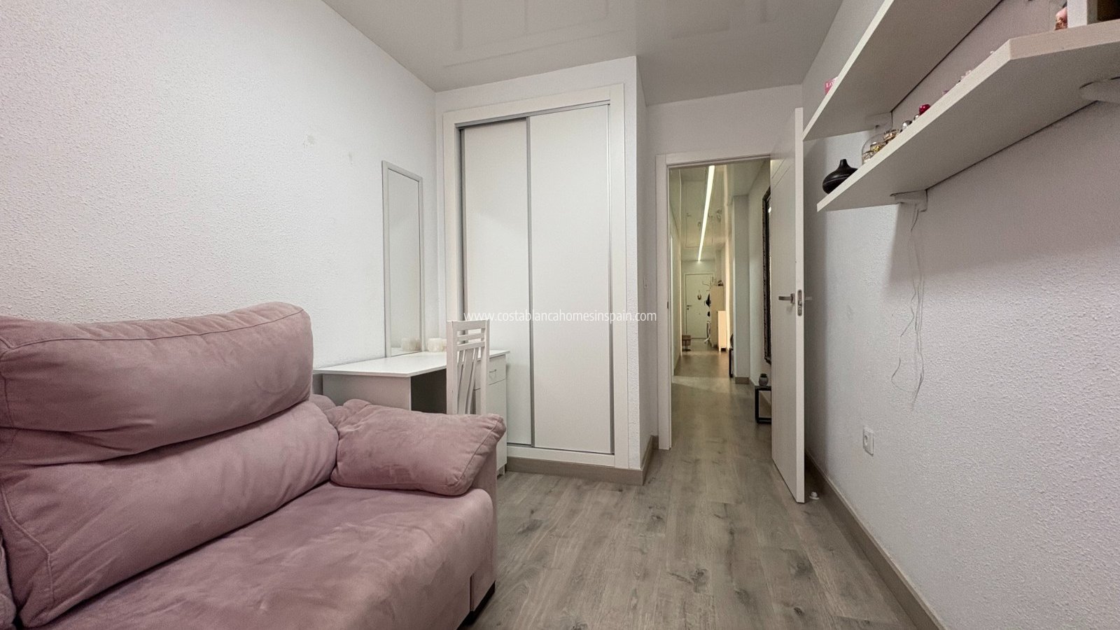 Resale - Apartment - Torrevieja - Centro