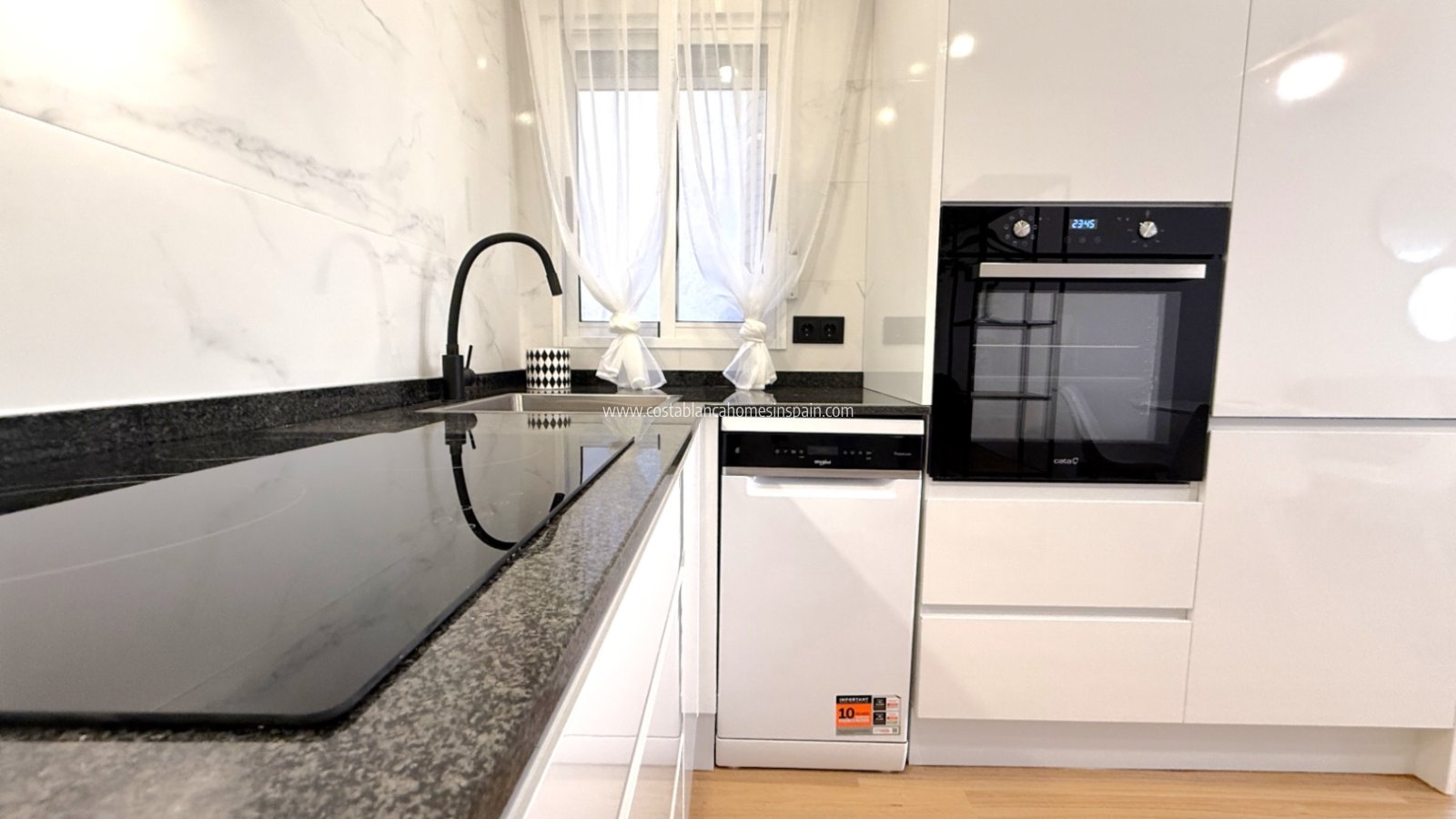 Resale - Apartment - Torrevieja - Costa Blanca