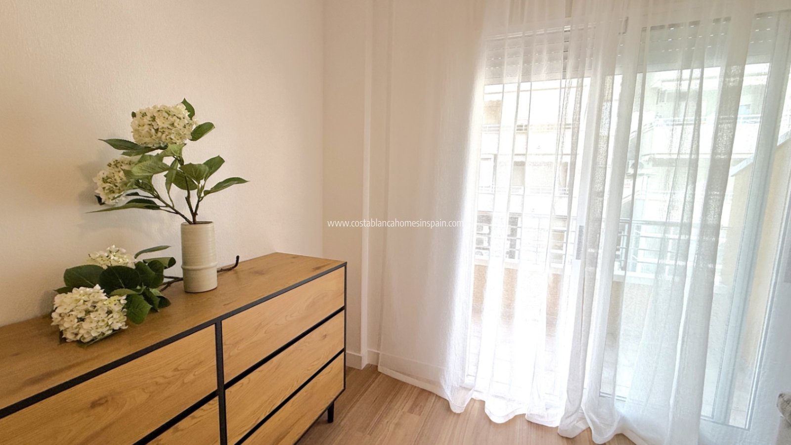 Resale - Apartment - Torrevieja - Costa Blanca