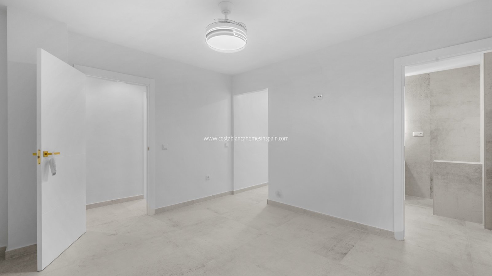 Resale - Apartment - Torrevieja - Orihuela Costa