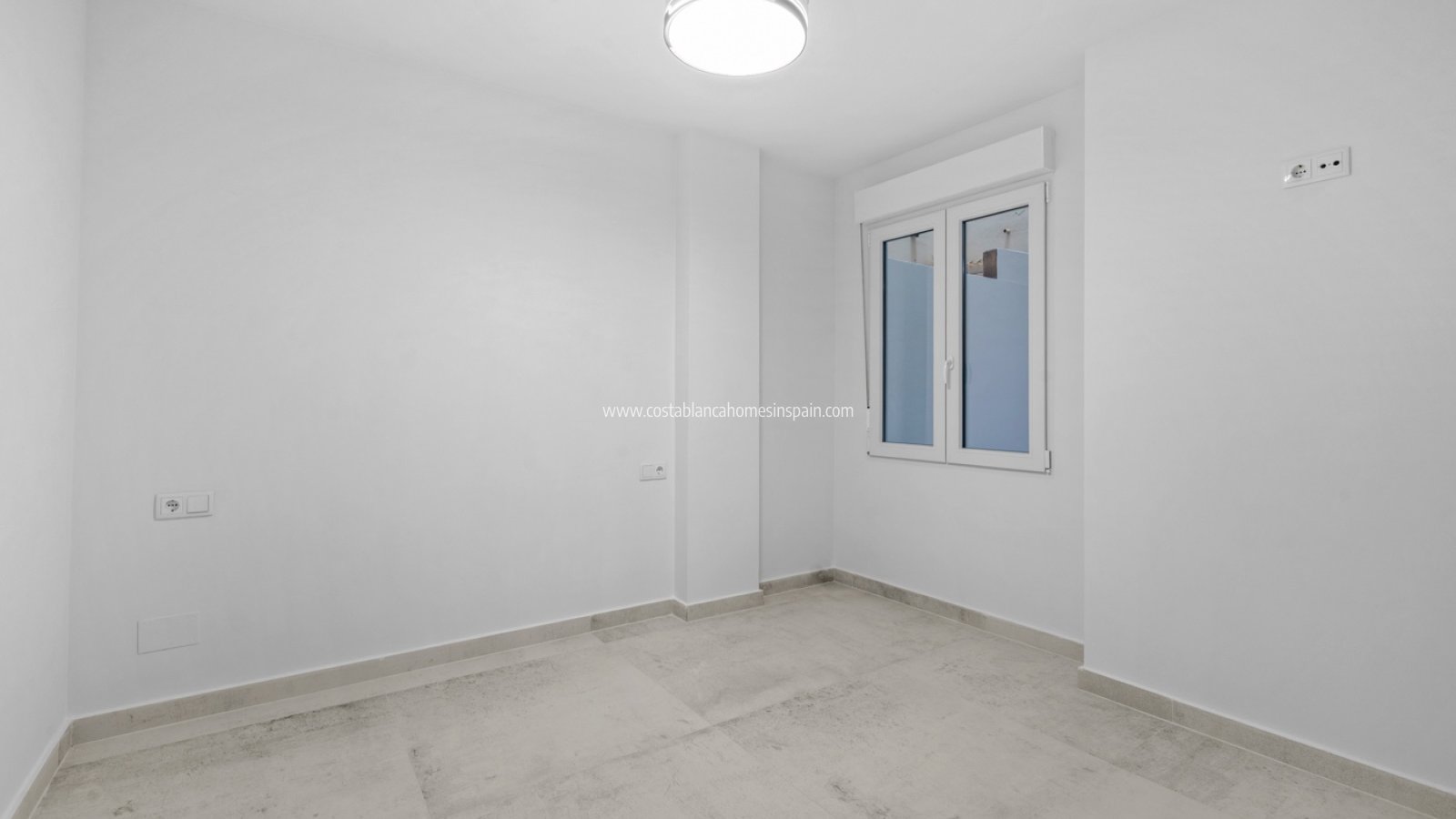 Resale - Apartment - Torrevieja - Orihuela Costa