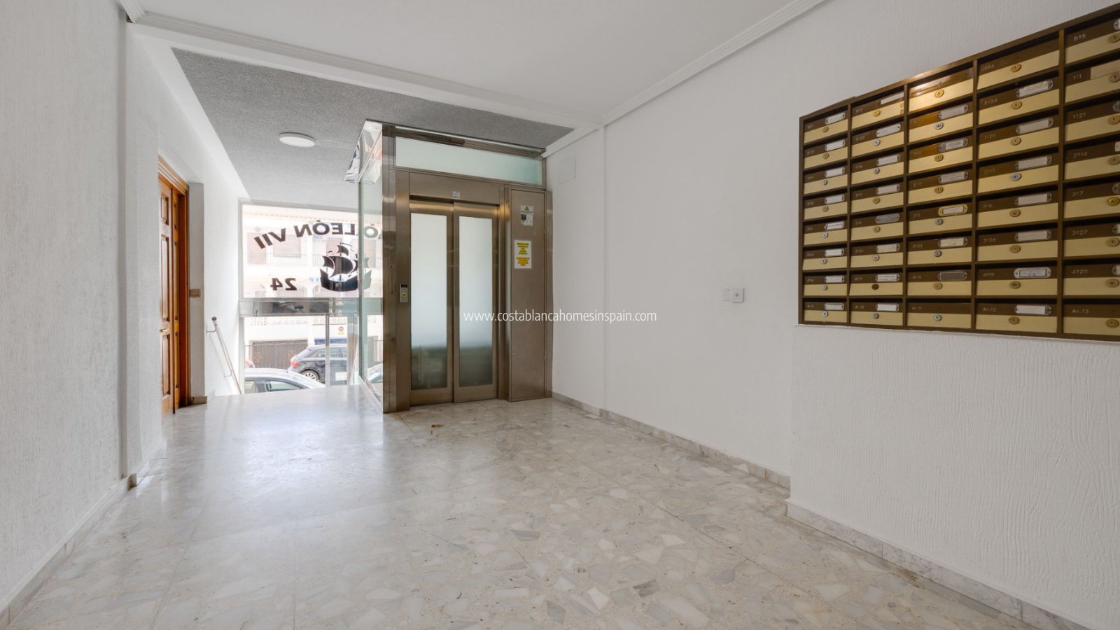 Resale - Apartment - Torrevieja - Playa del Cura
