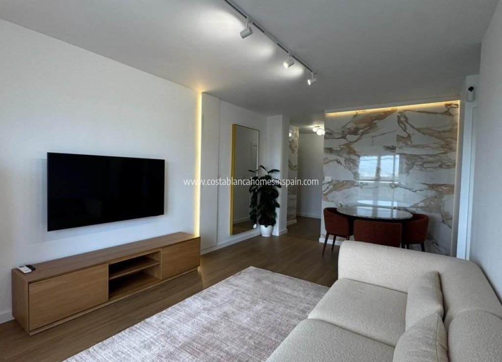 Resale - Apartment - Torrevieja - Punta Prima