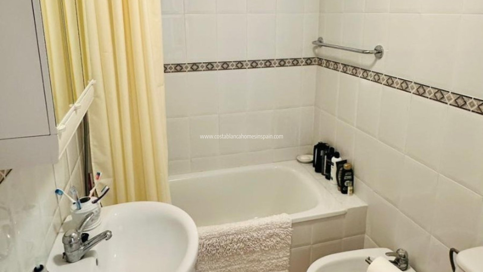 Resale - Apartment - Torrevieja - Urbanización San Luis