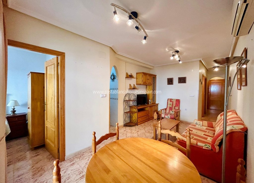 Resale - Apartment - Torrevieja