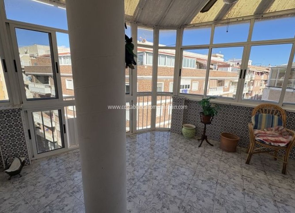 Resale - Apartment - Torrevieja